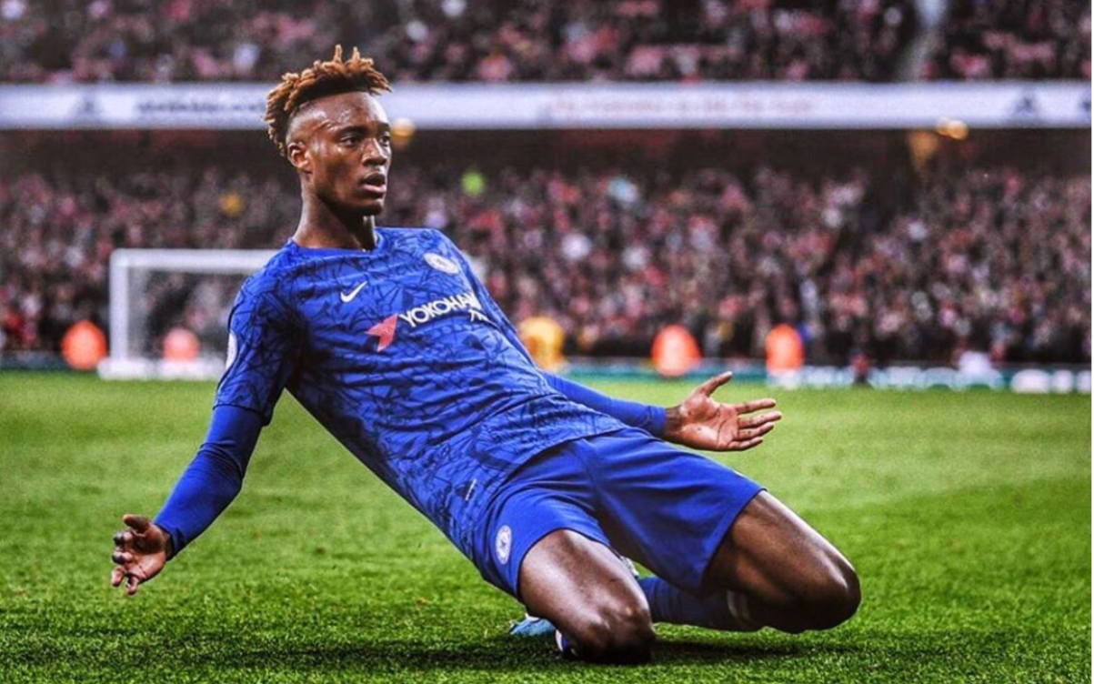 蒂姆迎来十五赛季高光表现，FPX球迷沸腾！